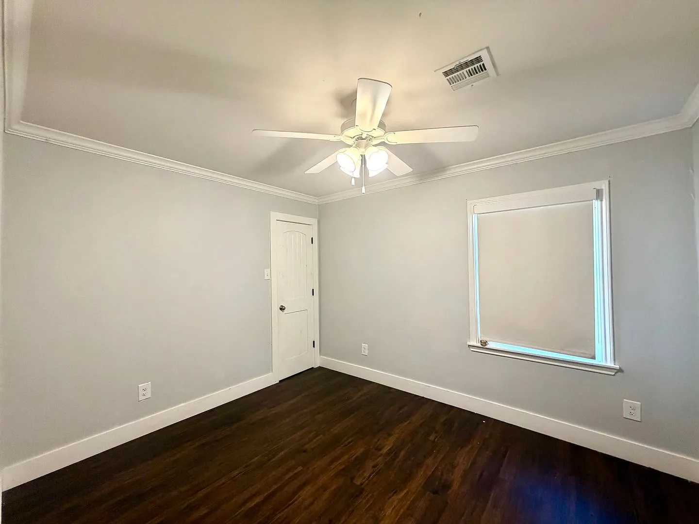 4 Bedroom Home — Photo 3