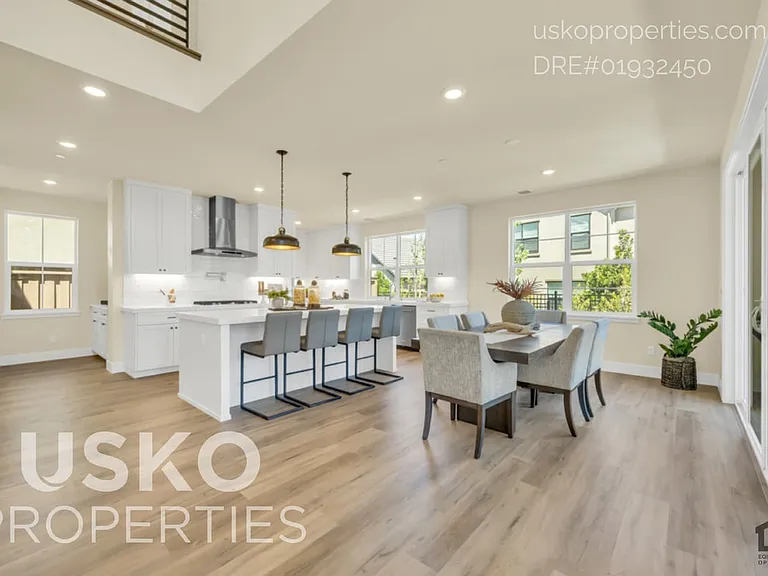 7095 Soleil Way — Photo 15