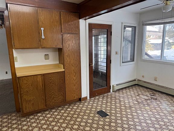 5th image of 205 Madcap Ln