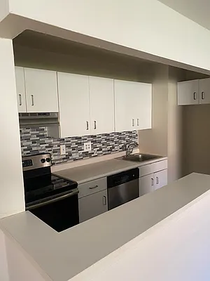 Rented by Bahar Management | media 22