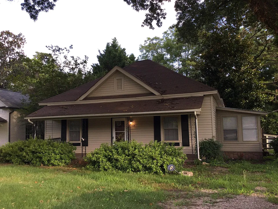 605 W South Main St