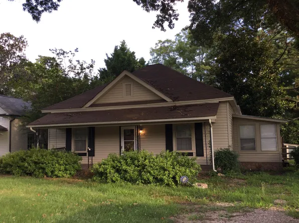 605 W South Main St, Waxhaw, NC 28173