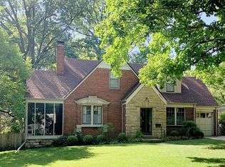 2817 W 50th St, Westwood, KS 66205
