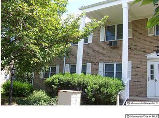 5 E Windsor Ter, Freehold, NJ 07728