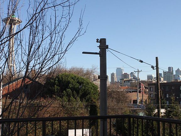 4th image of 323 Queen Anne Ave N APT 206