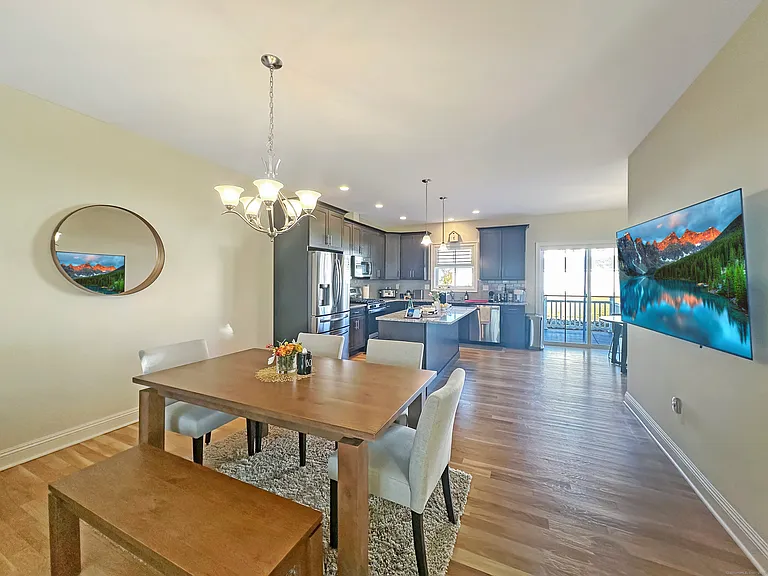 41 Park Ave #41 — Photo 3
