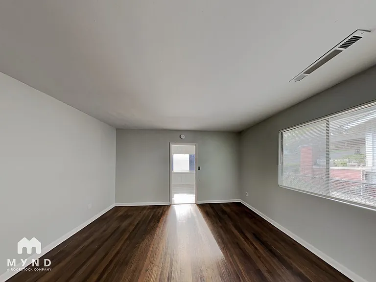 4813 Court M — Photo 5