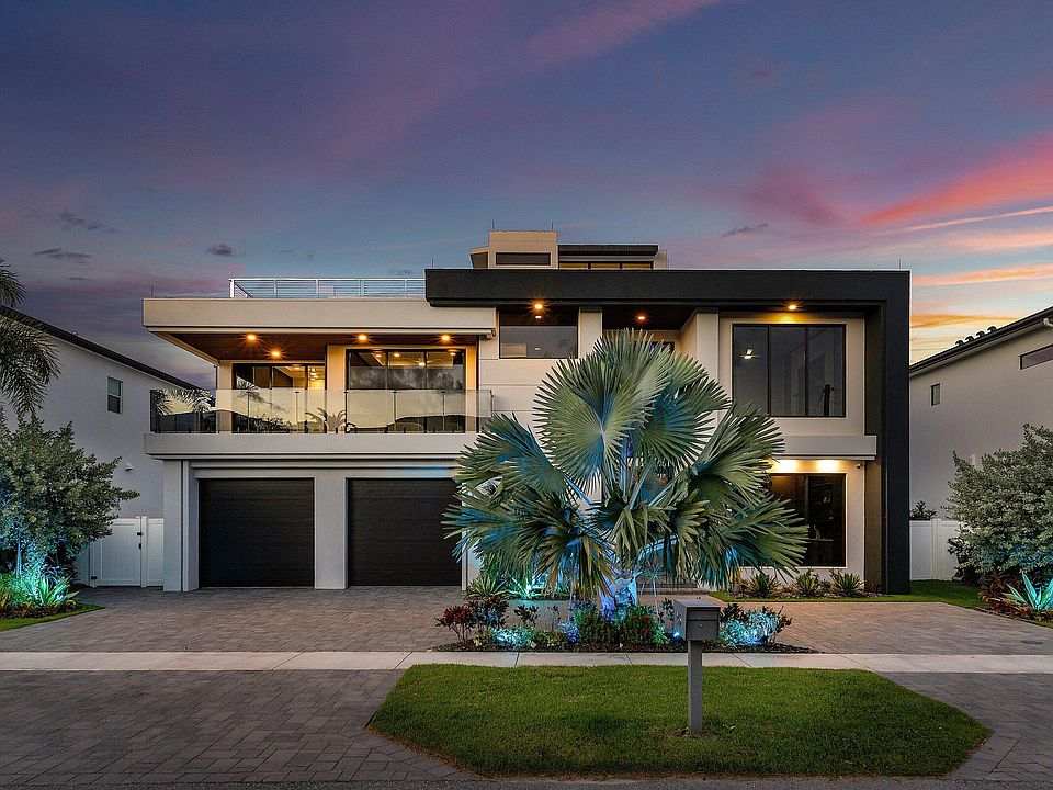 1st image of 245 NE 6th Court