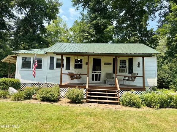 252 Roberts Way, New Paris, PA 15554