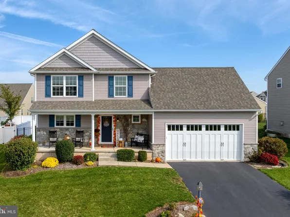 220 Joshua Dr, York, PA 17404