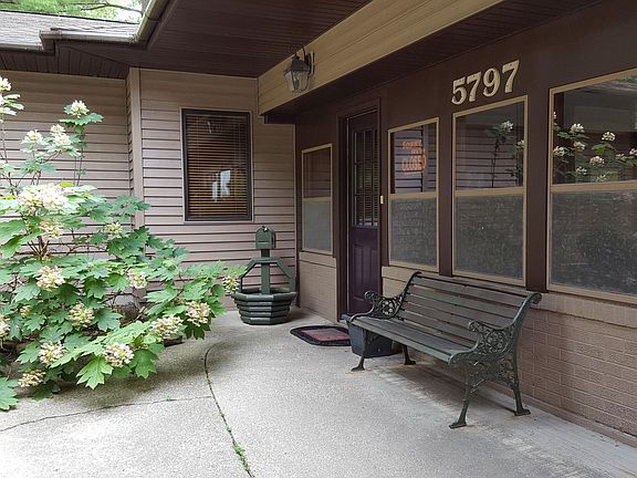 3rd image of 5797 S Croton Hardy Dr