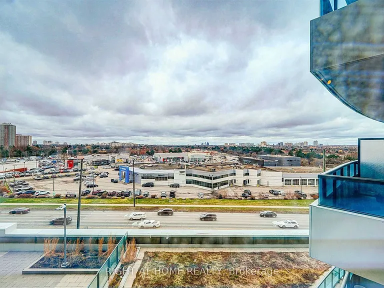 7171 Yonge St #511 — Photo 12