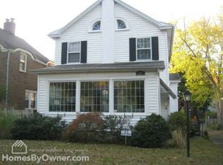 1577 W Forest Ave, Decatur, IL 62522