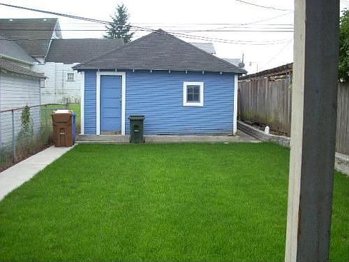 4th image of 410 S 35th St
