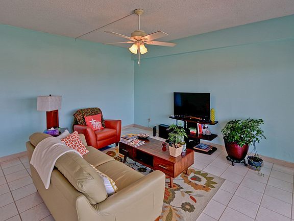 4th image of 1016 Tarpon Ave #12
