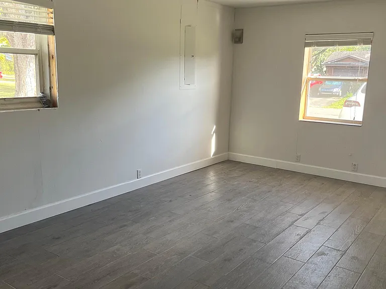 39639 Meadowood Loop — Photo 3