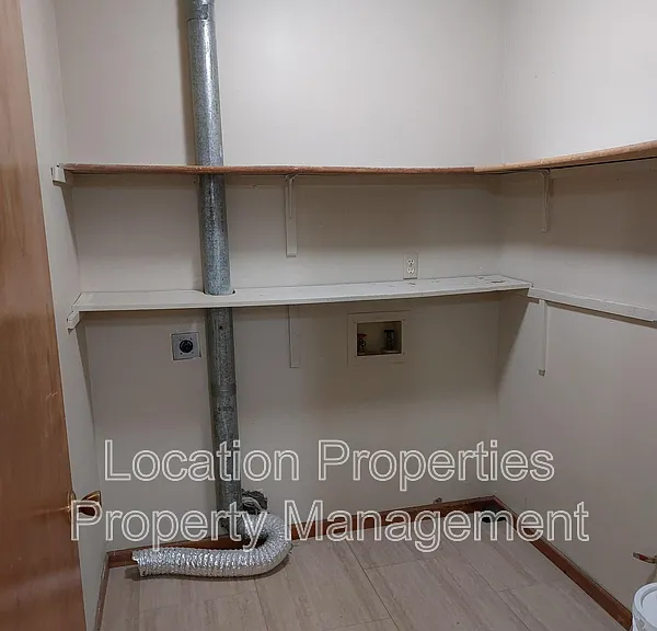 2807 Ridge Ct #B — Photo 9