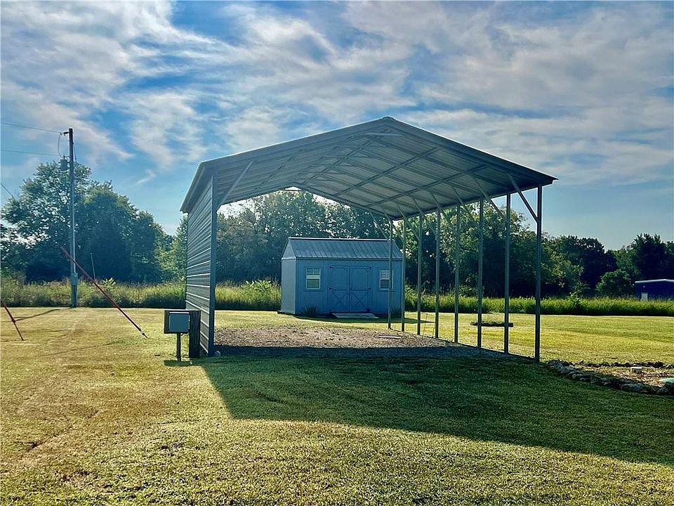 1st image of 2 S Eagle Ln