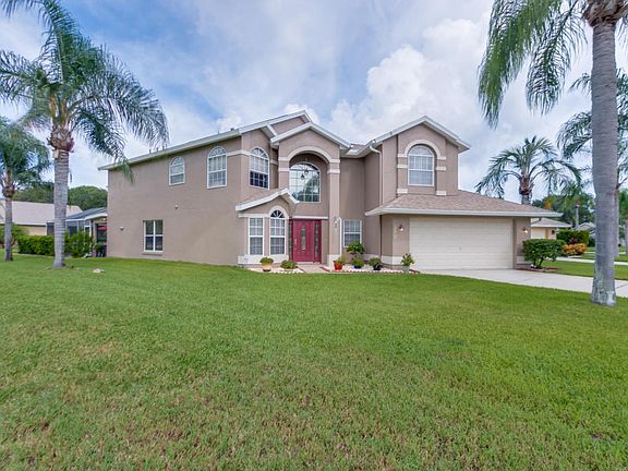 2nd image of 3905 Saint Armens Cir