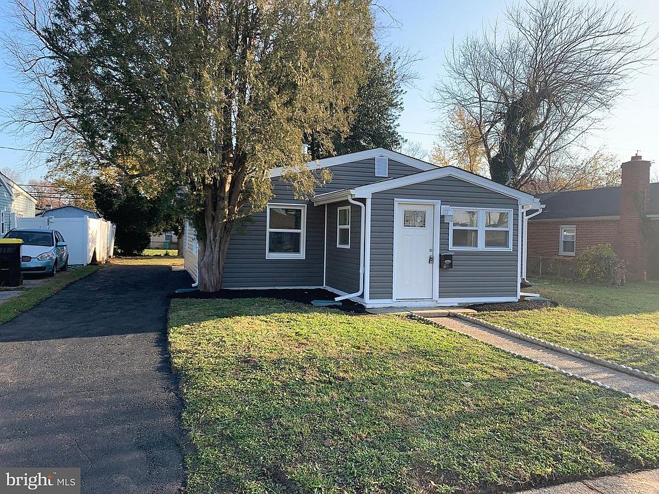 1st image of 443 Anderson Dr