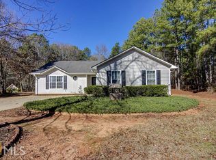 235 Saddlebrook Dr, Senoia, GA 30276