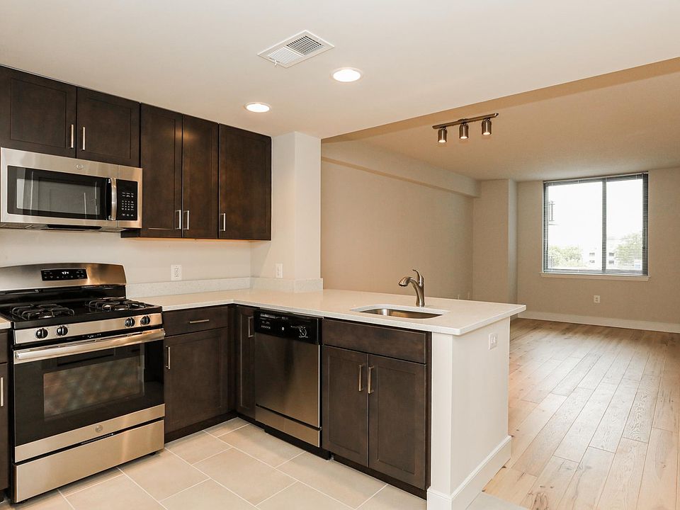 Kitchen / Living room