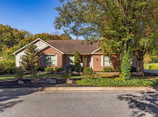 6 Chester Ct, Milton, PA 17847