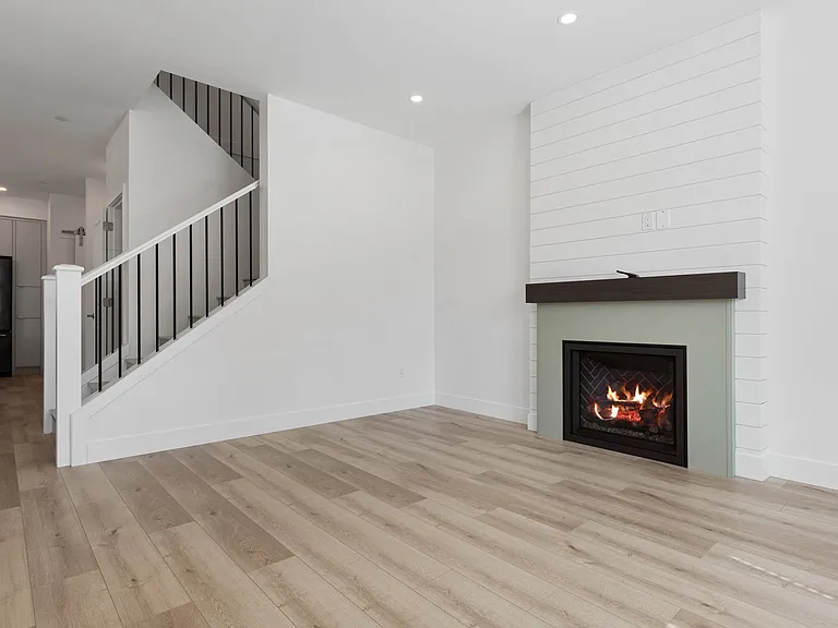 46211 Promontory Rd — Photo 21