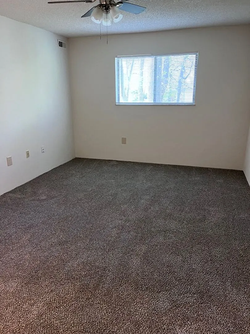 Brandychase Apartments — Photo 2