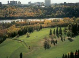 9916 113th St NW #1A, Edmonton, AB T5K 2N3