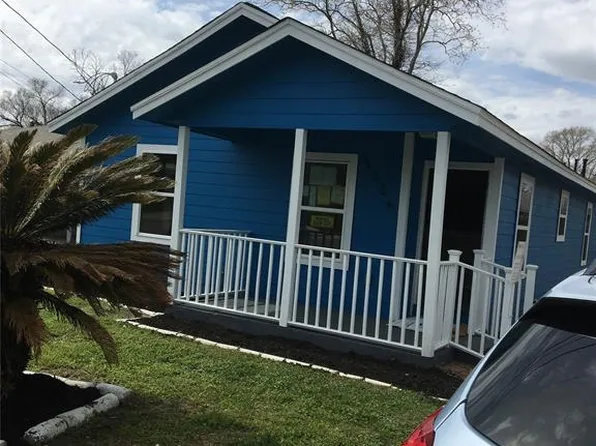 8324 Grandview St, Houston, TX 77051