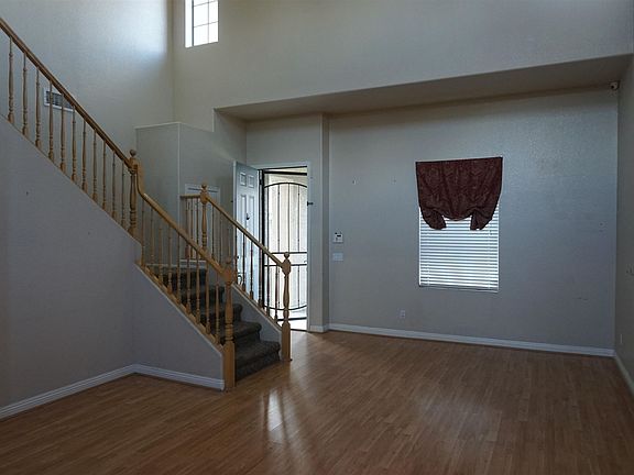 2nd image of 5265 E Hopi Ave
