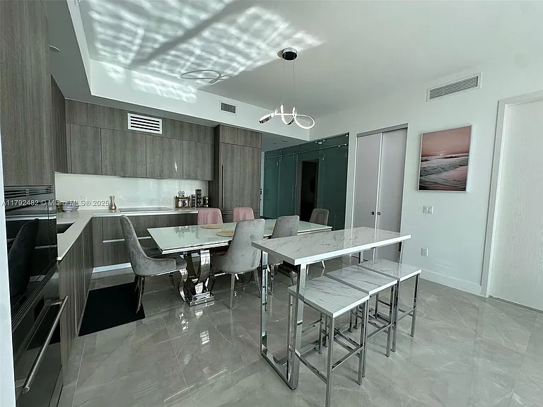 17550 Collins Ave #902 — Photo 31
