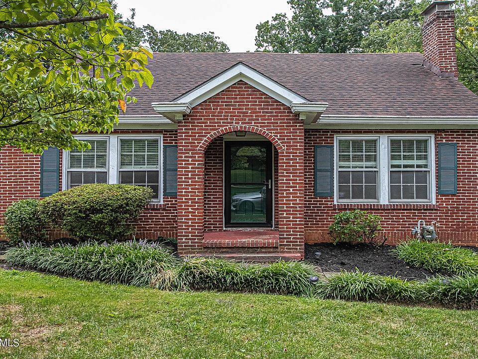 1st image of 2928 Fountain Park Blvd