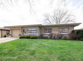 221 Dwight Ave, Joliet, IL 60436
