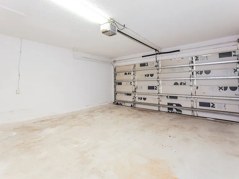 180 Heatherwood Dr — Photo 16