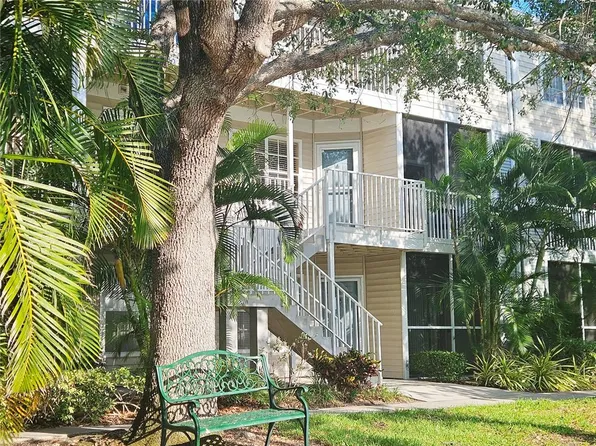 850 S Tamiami Trl APT 529, Sarasota, FL 34236