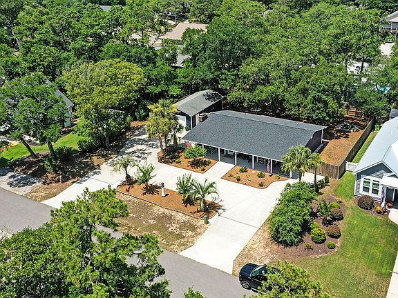 3rd image of 103 NW 25th Street