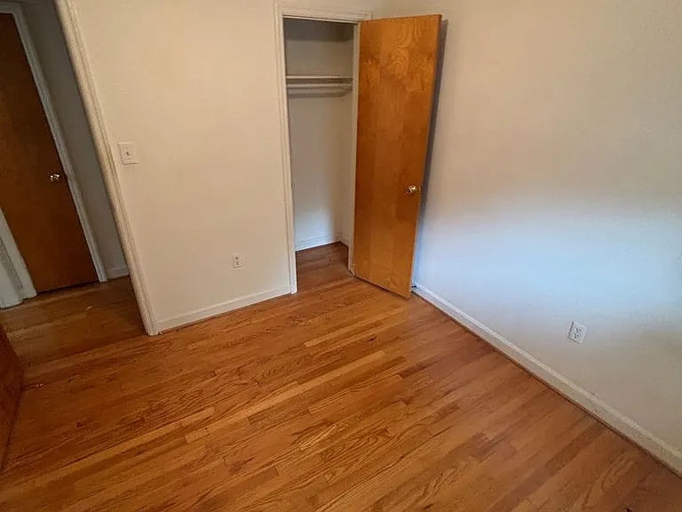 2312 Bedford Ave — Photo 21