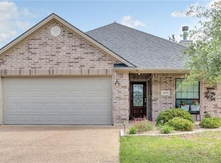 3705 Dove Crossing Ln, College Station, TX 77845