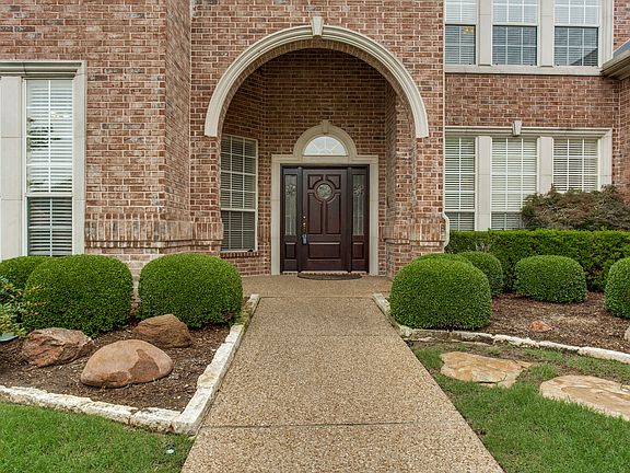 3rd image of 6425 Elm Crest Ct