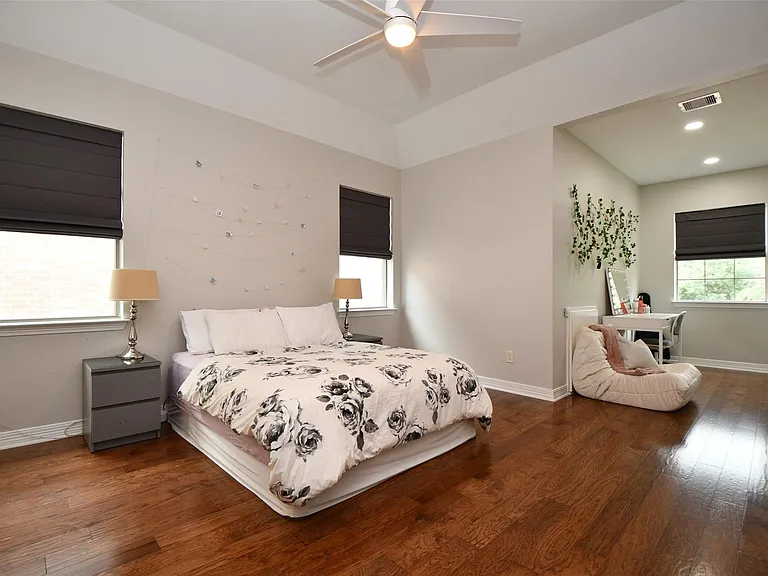 18901 N Bee Cave Springs Cir — Photo 33