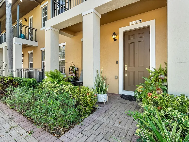 1119 SW 147th Ave — Photo 28