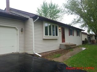 123 Barry Ave, Byron, IL 61010