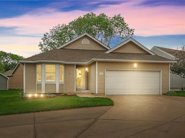 5232 Downey Ave, Independence, MO 64055