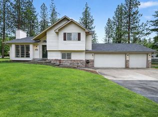 16810 N Wylie Dr, Nine Mile Falls, WA 99026