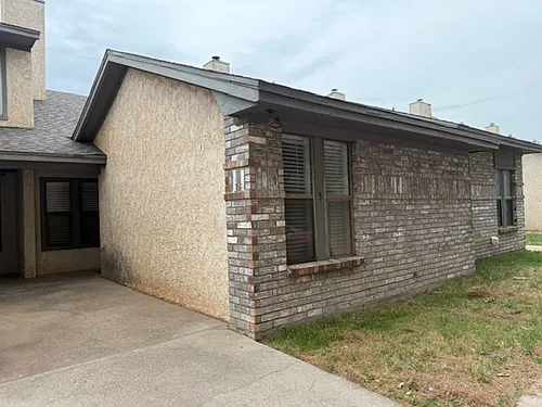5 Crossroads Dr Photo 1