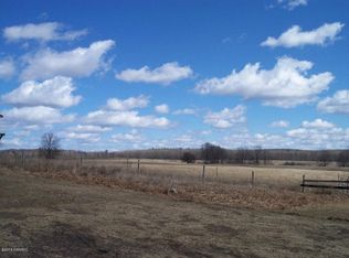 411 21 Mile Rd, Barryton, MI 49305