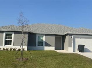 1581 SW Apricot Rd, Port Saint Lucie, FL 34953