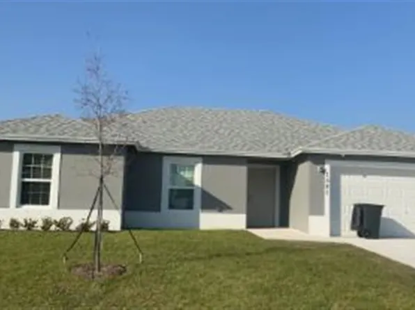 1581 SW Apricot Road, Port St Lucie, FL 34953